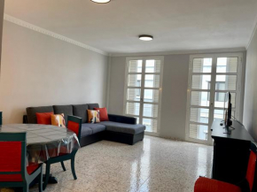 Flat in Triana with PARKING